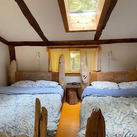 Woods End Landing Hotel Bamfield Værelse billede