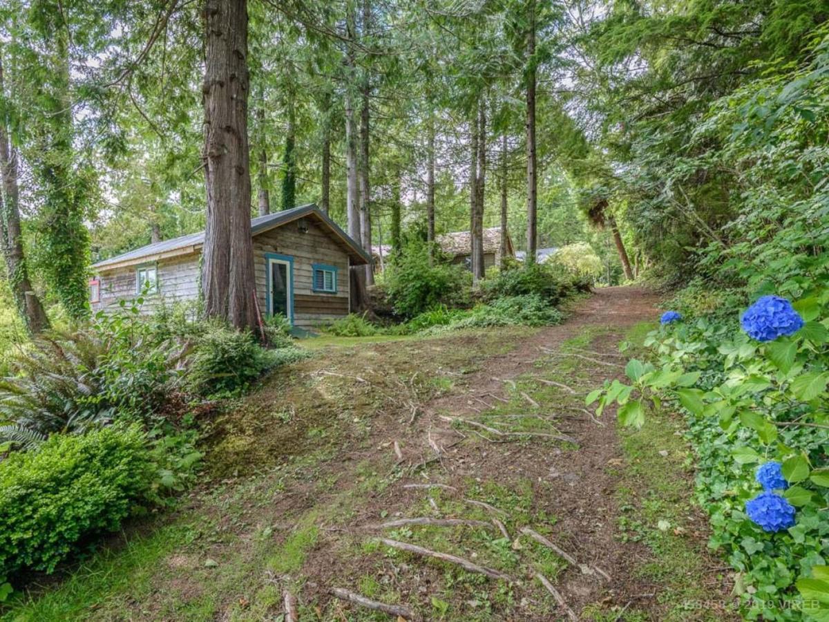 Woods End Landing Hotel Bamfield Eksteriør billede