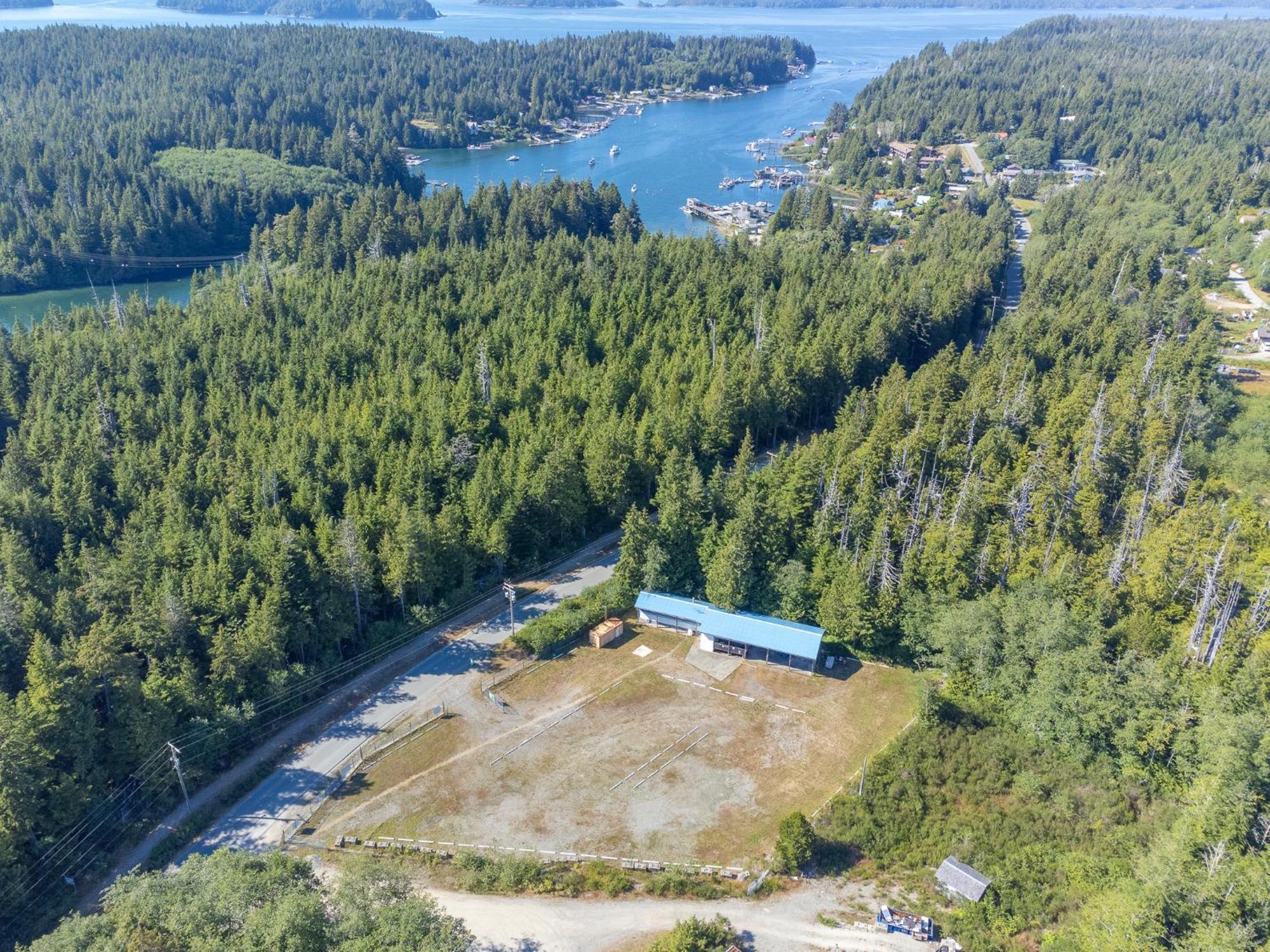 Woods End Landing Hotel Bamfield Eksteriør billede