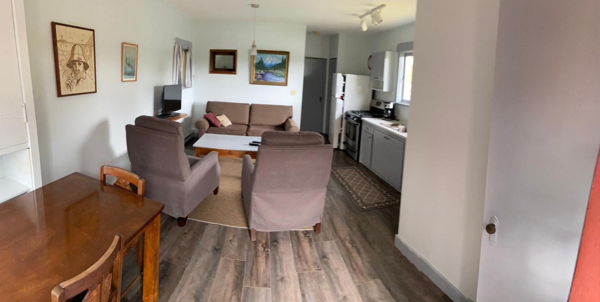 Woods End Landing Hotel Bamfield Værelse billede